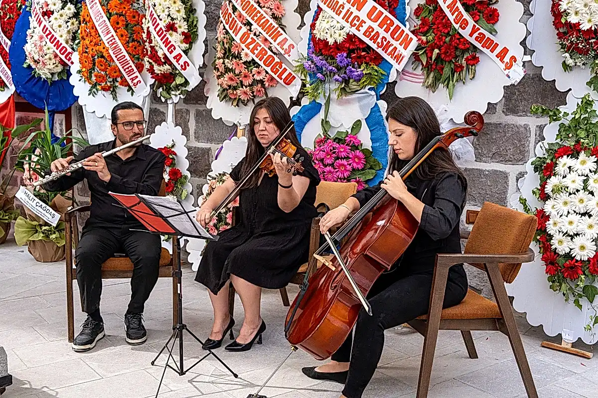 Vitalen Cafe Açılış Lansmanıyla Lezzetin ve İyiliğin Kapılarını Açtı